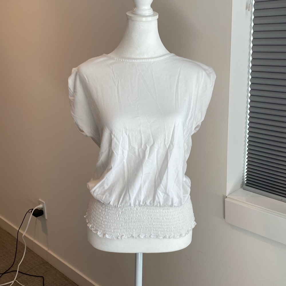 Smocked band shirt